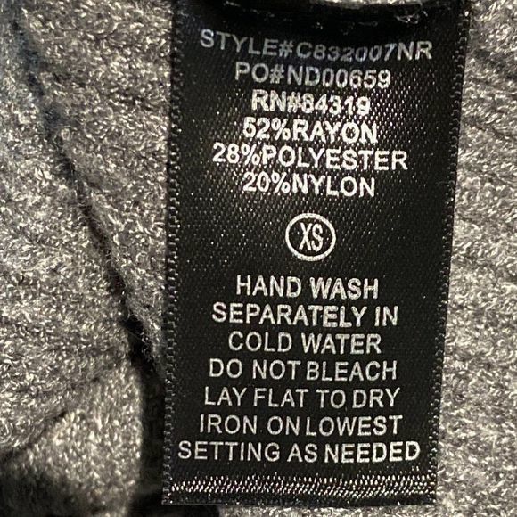 NWT CYRUS Grey Turtleneck‎ Sweater - Picture 7 of 8